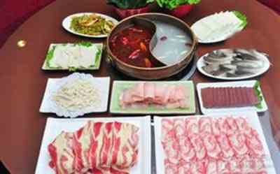 開家撈撈小火鍋加盟店進(jìn)入到更廣闊的市場當(dāng)中