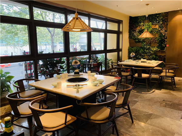 重慶哪個(gè)火鍋加盟店好？資金透明投入低