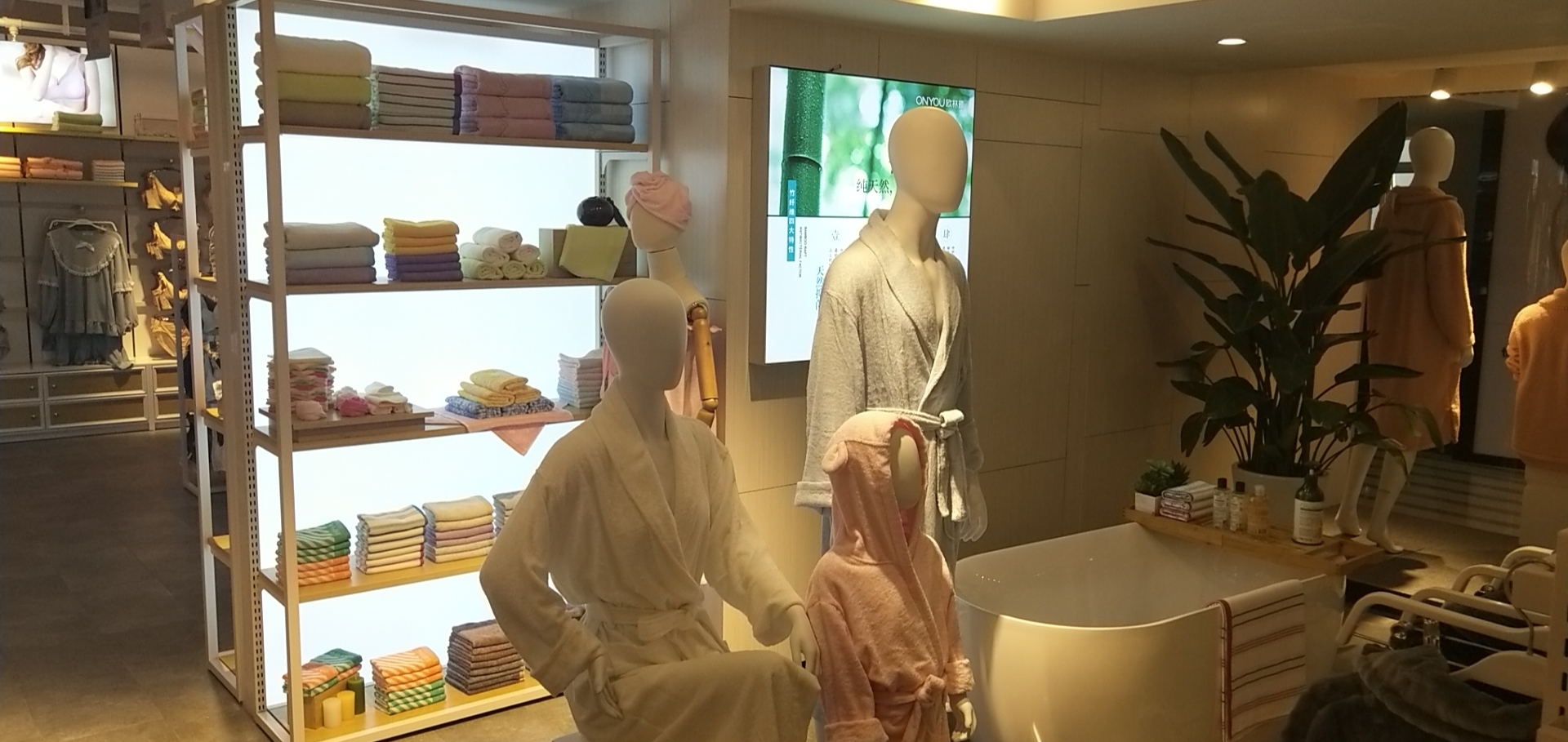 歐林雅：內衣店導購需要具備的一些素質