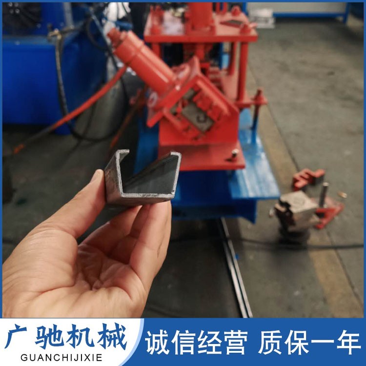 「雙膜骨架設(shè)備」布爾津大棚雙梁骨架機(jī)液壓馬達(dá)速度快