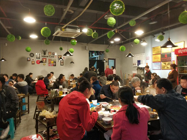 重慶哪個(gè)火鍋加盟店好?200多位加盟商信賴的品牌!