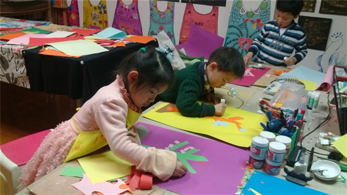 彩虹堂少兒美術