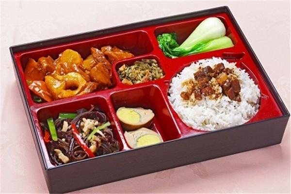 快餐店怎么提高回頭客的數(shù)量?愉筷快餐分享經(jīng)驗(yàn)心得