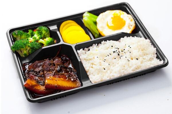樂優谷臺灣速食便當 技術好學