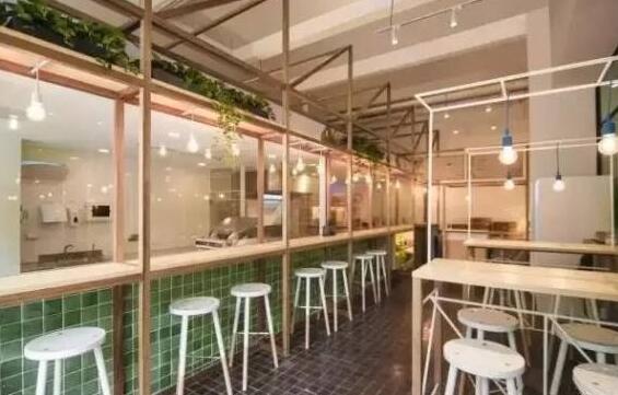 現在開美食店短期搞大優惠還是長期搞小幅度優惠好?