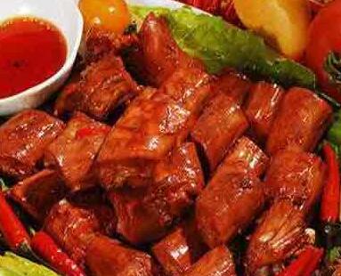 加盟禽始皇鴨脖特色餐飲店該怎樣選址?