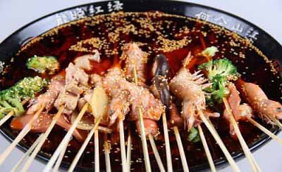 如何為串串香加盟店的開業(yè)活動做預熱？