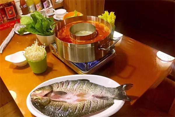 新辣道魚火鍋加盟 市場發(fā)展空間大 創(chuàng)業(yè)發(fā)展更有利
