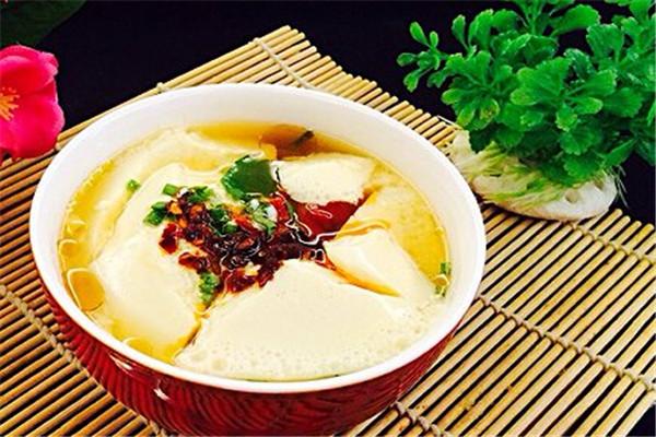 豆?fàn)钤垢X只做“天然豆腐” 受眾人夸贊