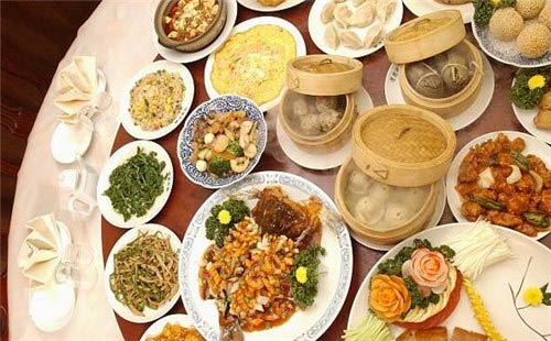 現(xiàn)在餐飲做什么賺錢？