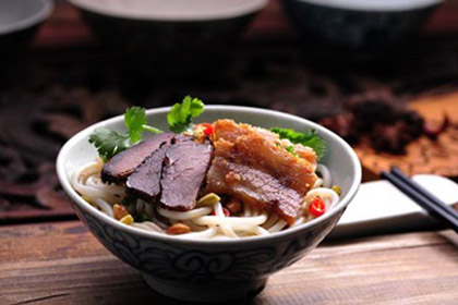 很多人不知道創(chuàng)業(yè)該選擇什么品牌，阿香緣桂林米粉加盟優(yōu)勢多