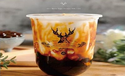鹿角巷奶茶加盟有什么的優(yōu)勢(shì)?