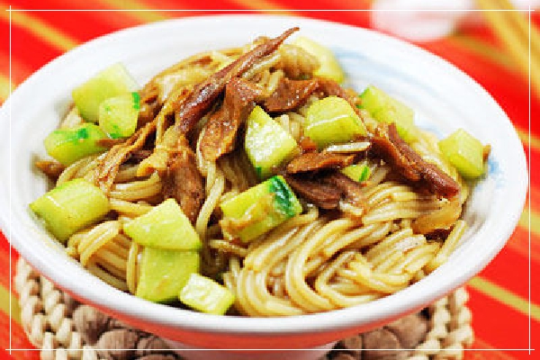 粉乃五谷精華，漁粉叔叔搭配魚肉成就鮮美