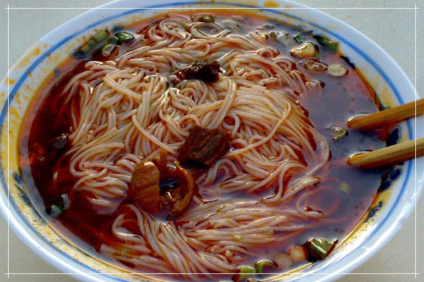 粉乃五谷精華，漁粉叔叔搭配魚肉成就鮮美