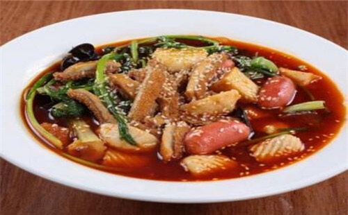 萬記麻辣燙 養生的麻辣燙就是人氣高