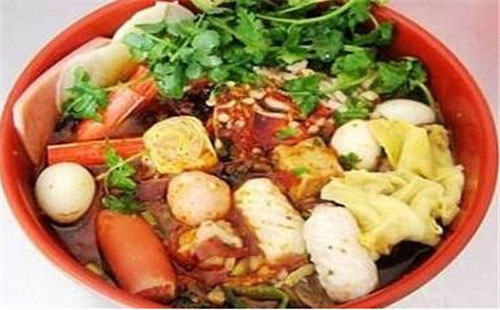 萬記麻辣燙 養生的麻辣燙就是人氣高