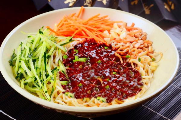 曾記否老北京炸醬面加盟怎么樣?依靠品牌在當下的影響力助您輕松開店