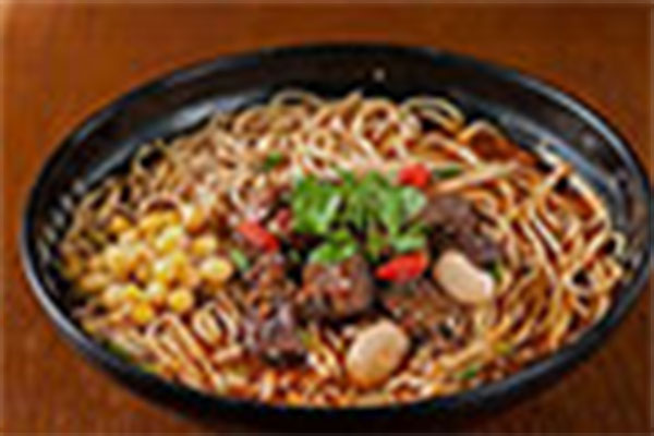 加盟康師傅私房牛肉面，讓你輕松占取牛肉面加盟市場