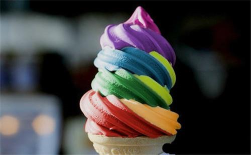 莫比烏斯冰激凌店加盟費(fèi)多嗎？