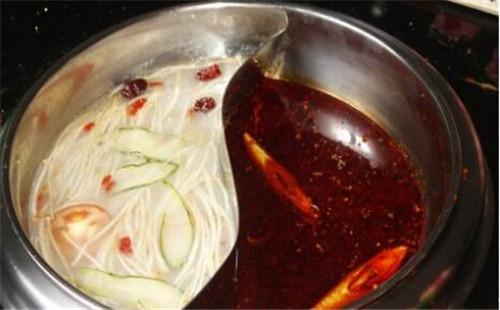 重慶渝躍龍門老火鍋 正宗又好吃