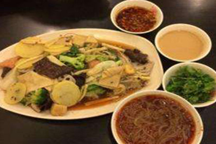 麻辣燙加盟品牌萬記麻辣燙加盟好不好?