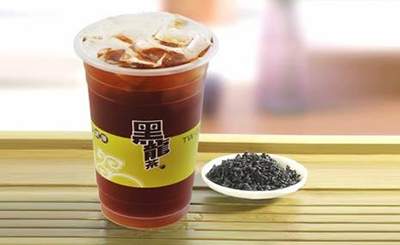 要怎么才能開一家黑龍奶茶加盟店？