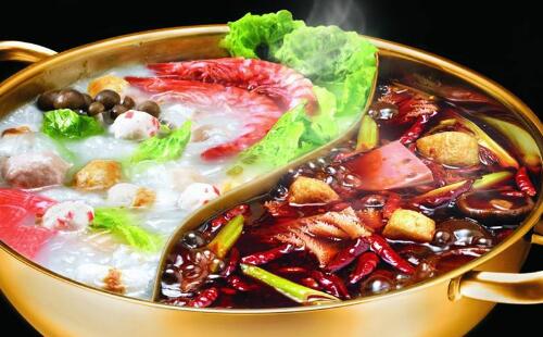 來(lái)滿(mǎn)頭汗火鍋店吃火鍋給你酣暢淋漓的感覺(jué)