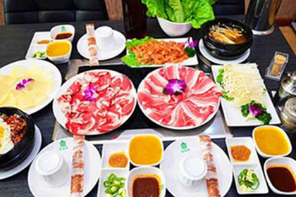 讓無數吃貨著迷的美食店就是漢釜宮燒烤加盟店
