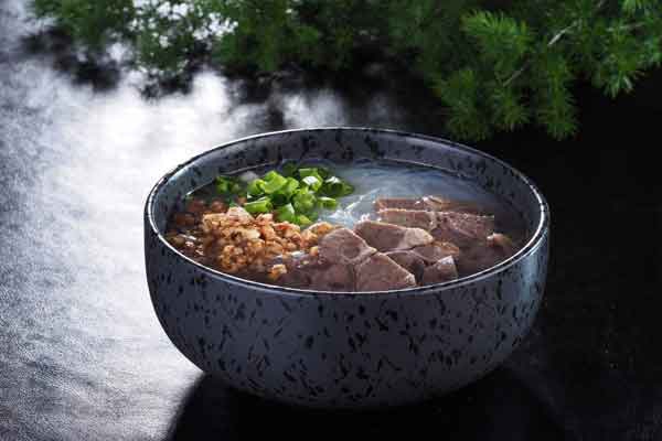 郁興發牛肉湯加盟?操作簡單易復制 小本創業的優質選擇