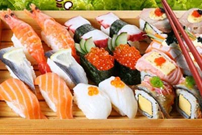 開伊秀手握壽司加盟店：輕松經營開店