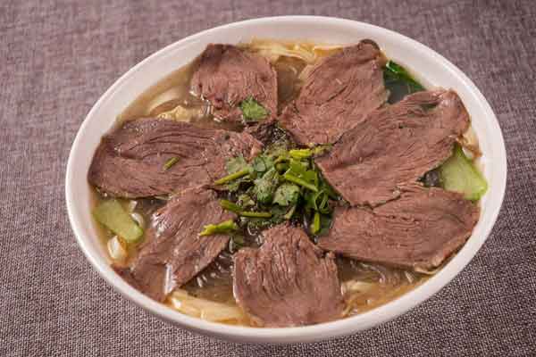 投資張大學(xué)士牛肉湯加盟開店怎么樣?深得廣大消費(fèi)者喜愛 也給創(chuàng)業(yè)者帶來了更多的市場(chǎng)