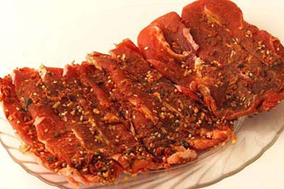 喵呀咪呀烤肉，讓顧客吃的開心吃的快樂