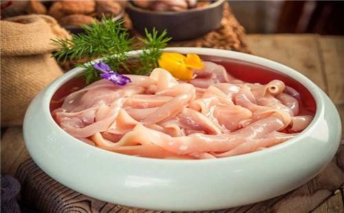 蜀兒郎鮮牛肉串串好吃嗎？開店費用高不高？