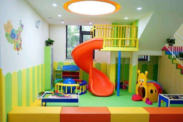 愛幼童教育加盟電話