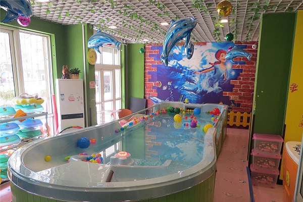 七彩泡泡嬰童游泳館如何加盟