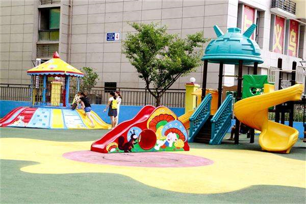 北京大風車雙語幼兒園加盟費用