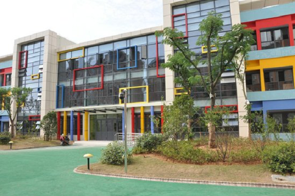 昂立教育幼兒園有加盟的嗎