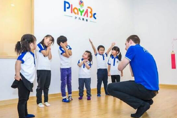 playabc少兒英語加盟費多少