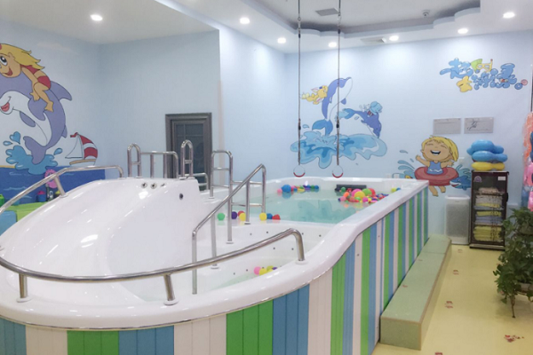 水手寶寶嬰兒游泳館加盟費(fèi)多少
