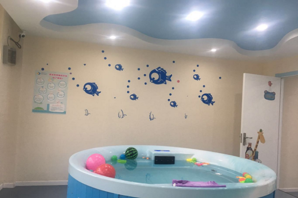 魚樂貝貝嬰兒游泳館加盟費用多少錢