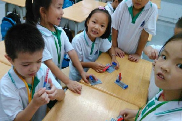 小牛頓科學實驗怎么加盟