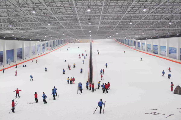 室內滑雪場加盟多少