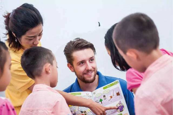 阿斯頓英語加盟費多少錢