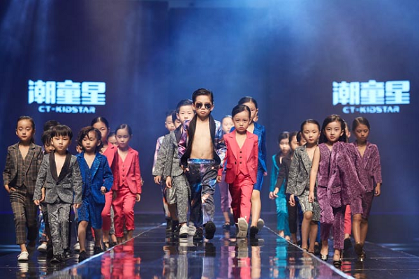 潮童星學院怎么加盟