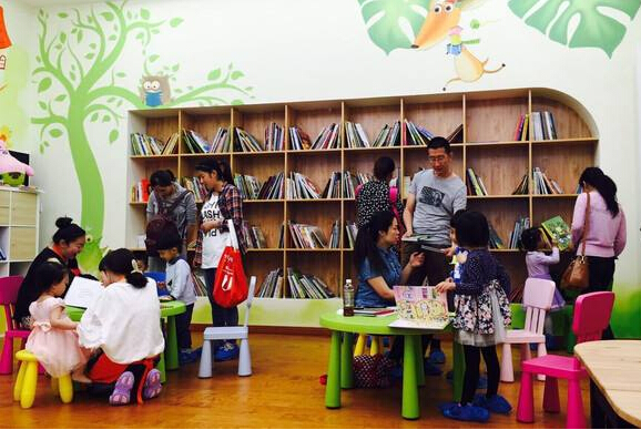 悠貝親子圖書館加盟費多少錢