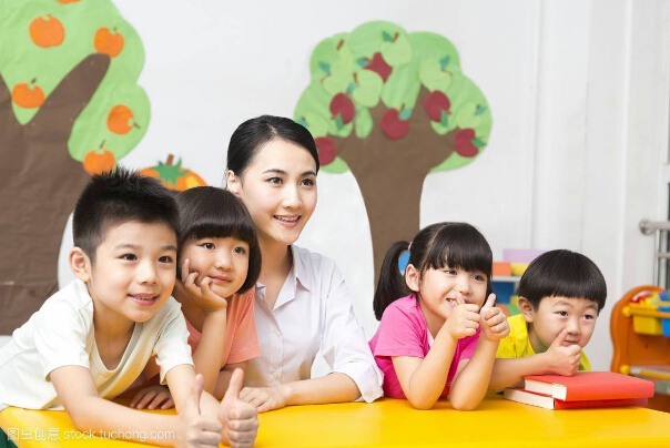 學前教育和幼師區別，學前教育主要學什么