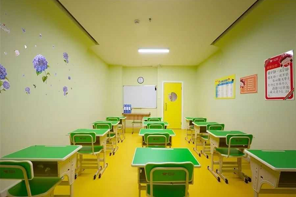 如何開中小學(xué)生午托班