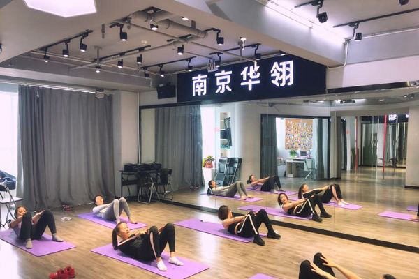 華翎舞蹈加盟費(fèi)多少