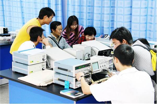 物理大師K12教育加盟費多少錢