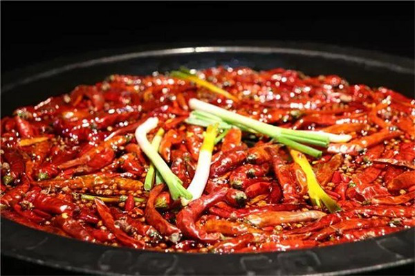 正宗重慶火鍋店加盟哪家好？底料獨特味道正宗！